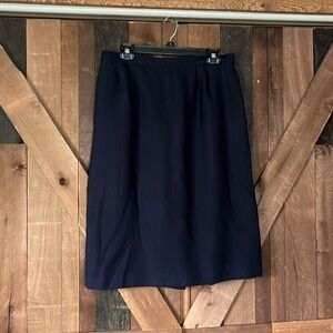 Skirt size 16